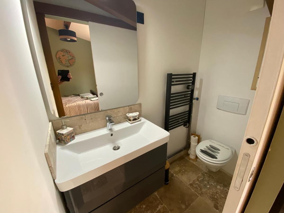 Appartement De Charme Avec Jaccusi Vezenobres Экстерьер фото